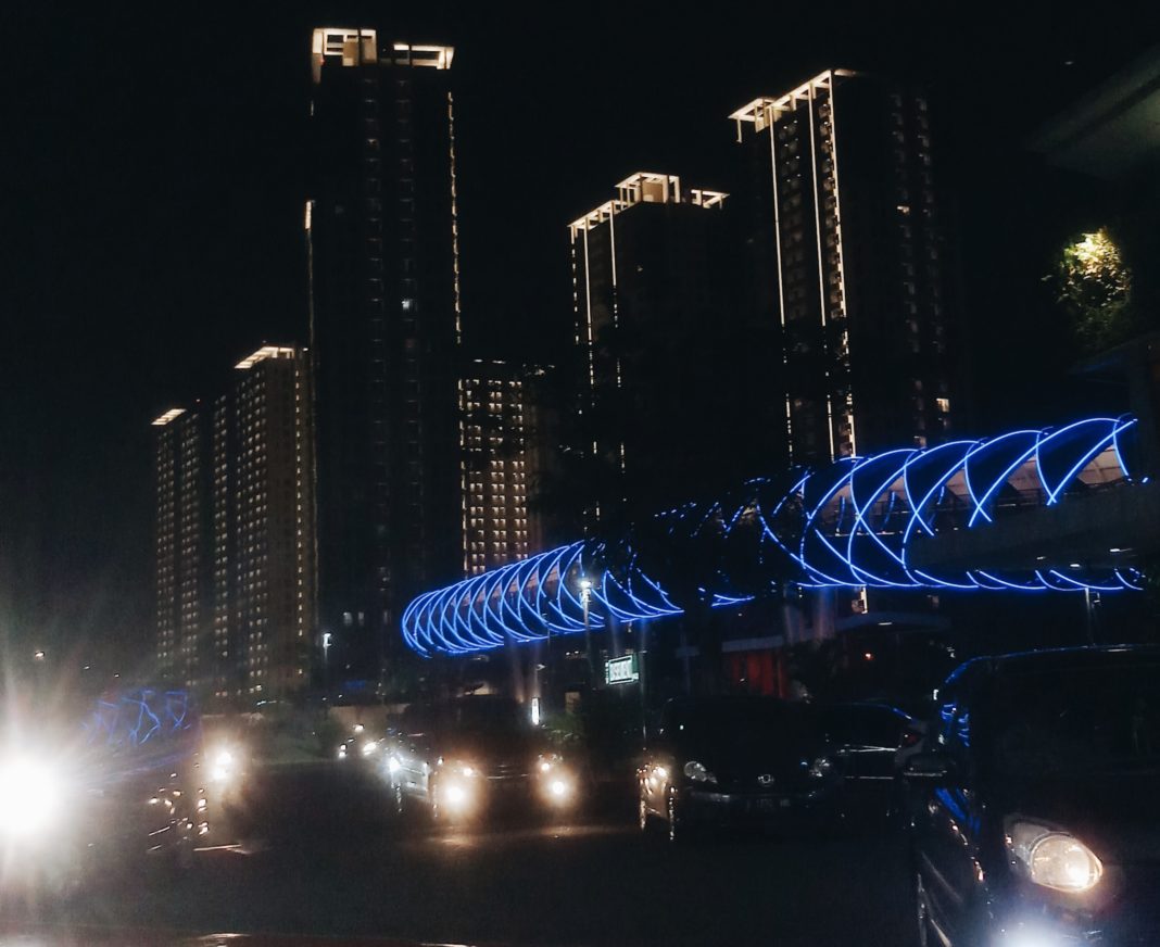 Langit Malam Jakarta. Dokprib Kompas Corner