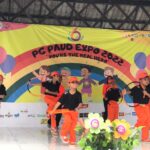 Lomba Senam Guru dan Anak